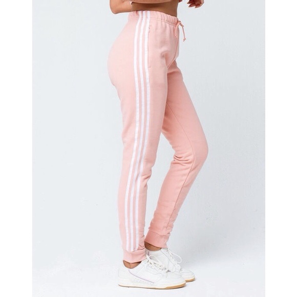 adidas Pants - 🎀 3 FOR $60 • adidas • TP Cuff Sweatpants